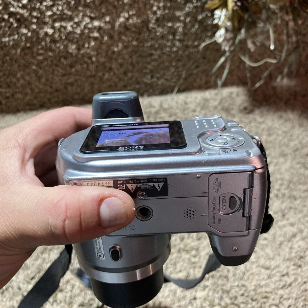 Sony Cyber-shot DSC-H2 6.0MP Digital Camera Silver 12x Optical Zoom Tested